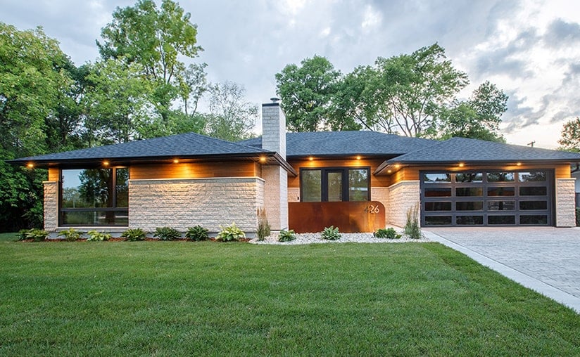Mid-century Modern house with garage door