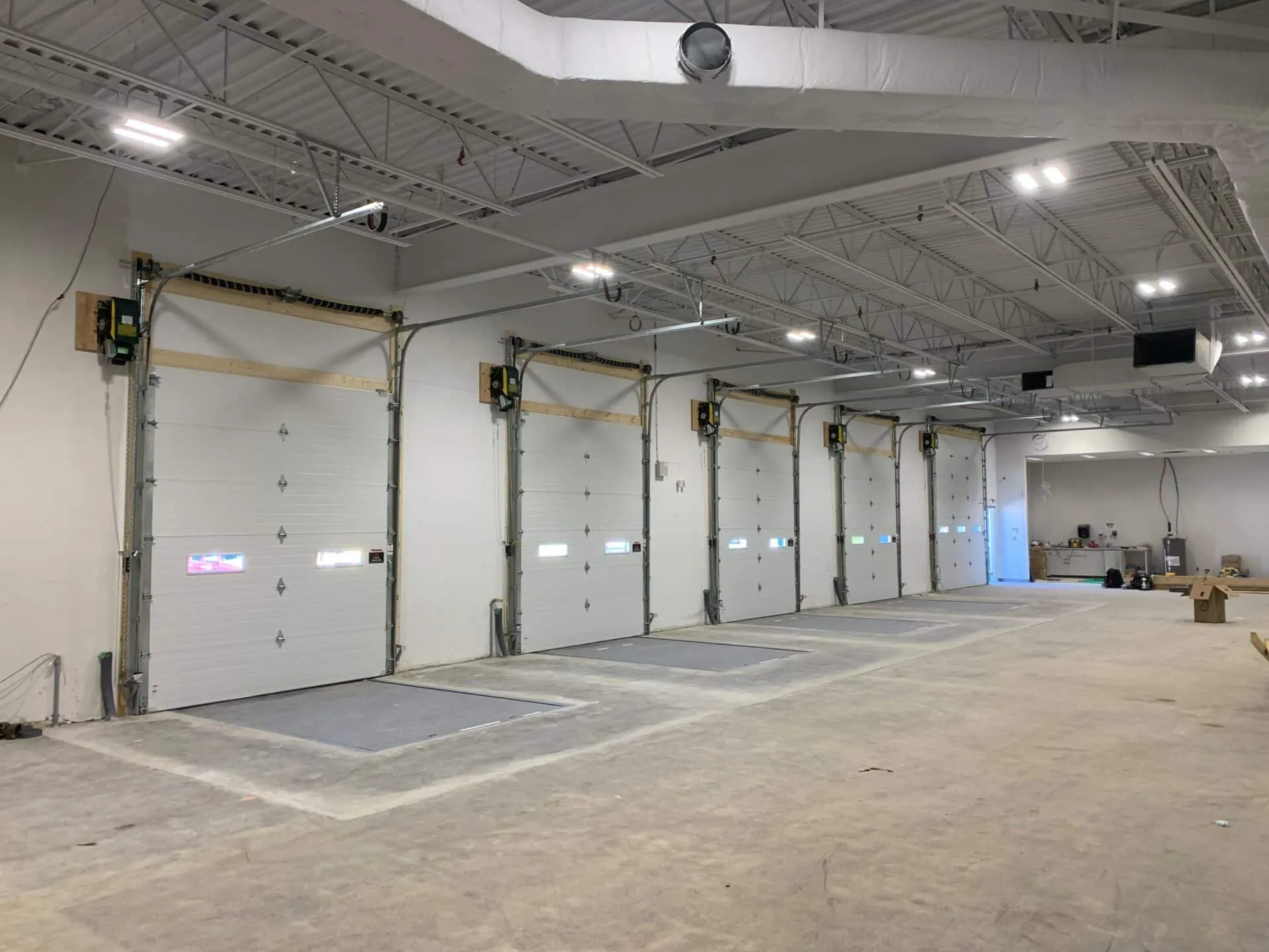 industrial garage doors in ontario
